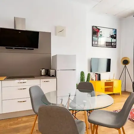 Elegante 1bdr Loft En El Centro Santander